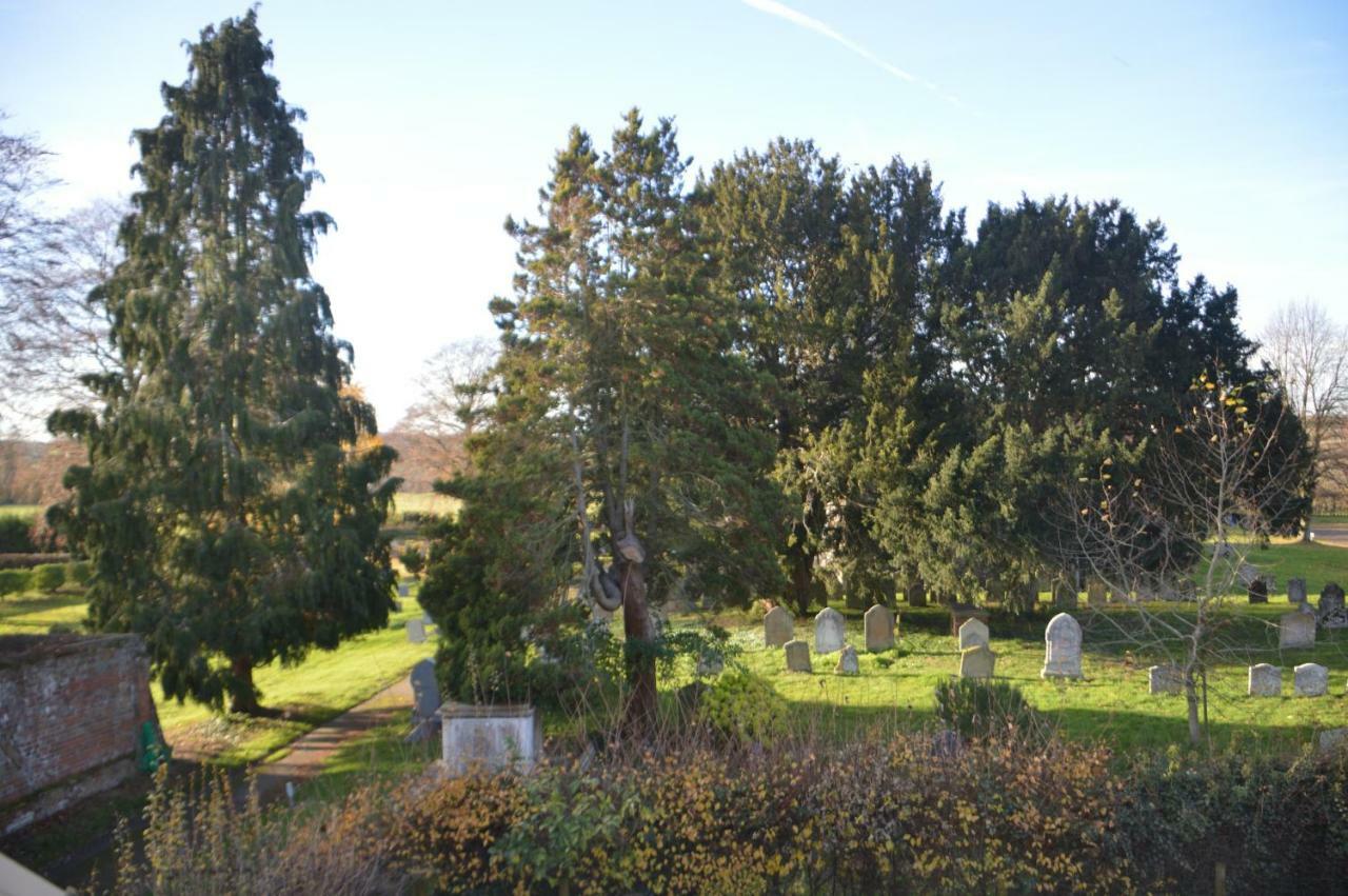 Tarras Hotel Little Hadham Esterno foto