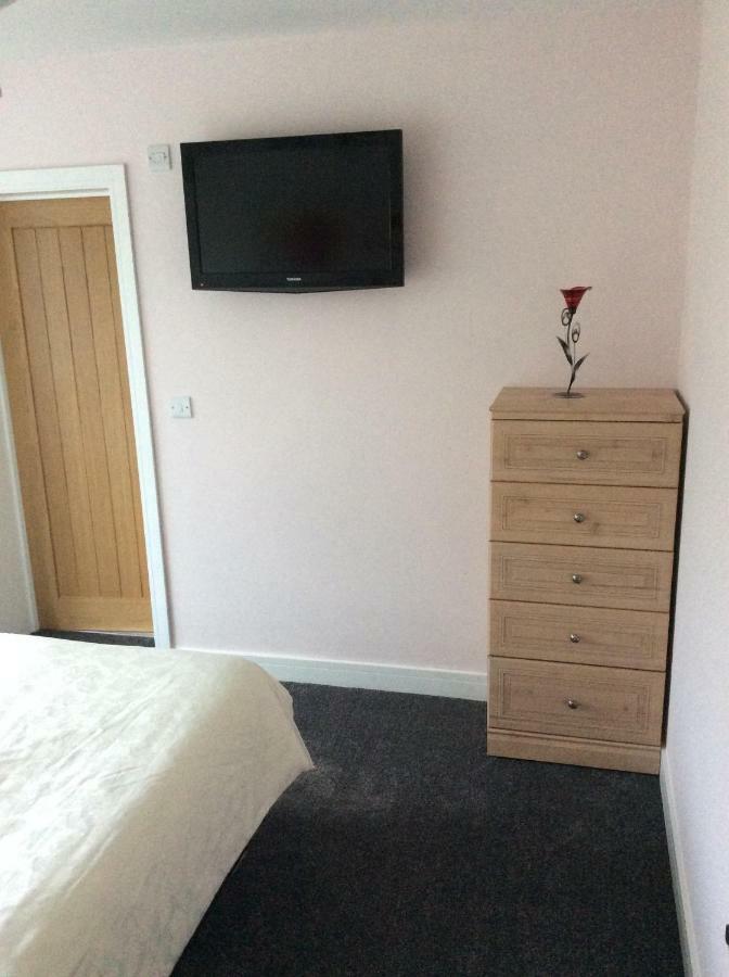 Tarras Hotel Little Hadham Esterno foto