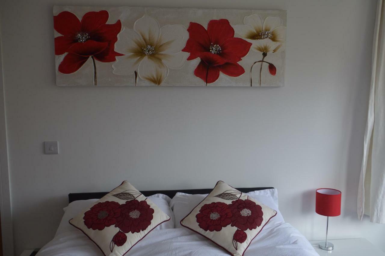 Tarras Hotel Little Hadham Esterno foto