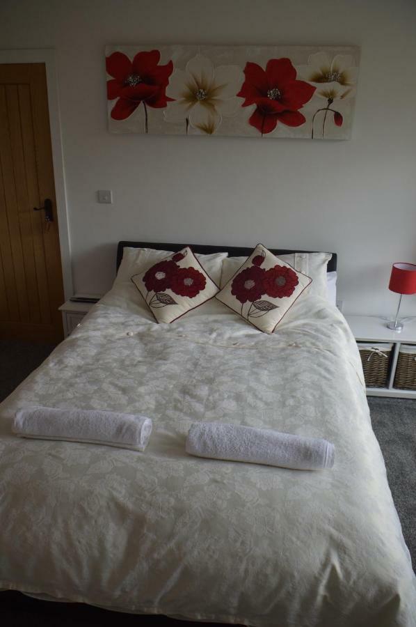 Tarras Hotel Little Hadham Esterno foto