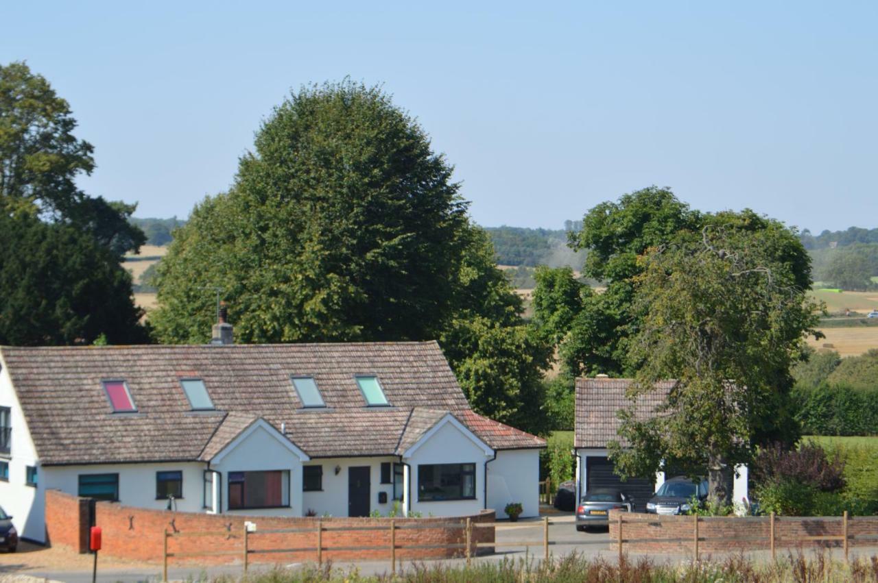 Tarras Hotel Little Hadham Esterno foto