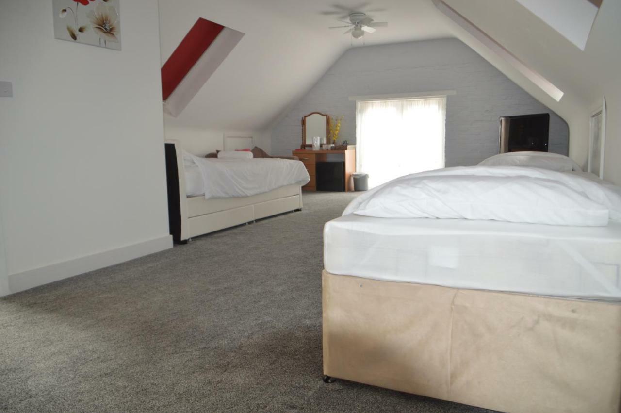 Tarras Hotel Little Hadham Esterno foto